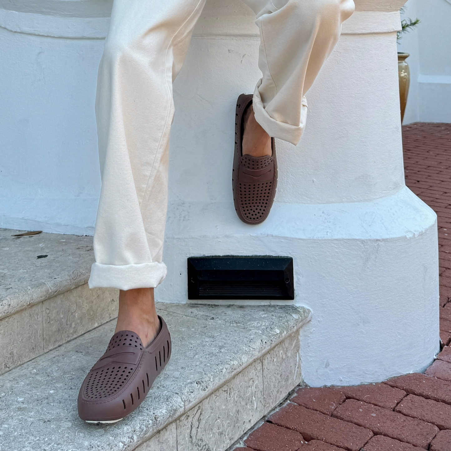 DRIFTWOOD BROWN/COCONUT COUNTRY CLUB 2.0
