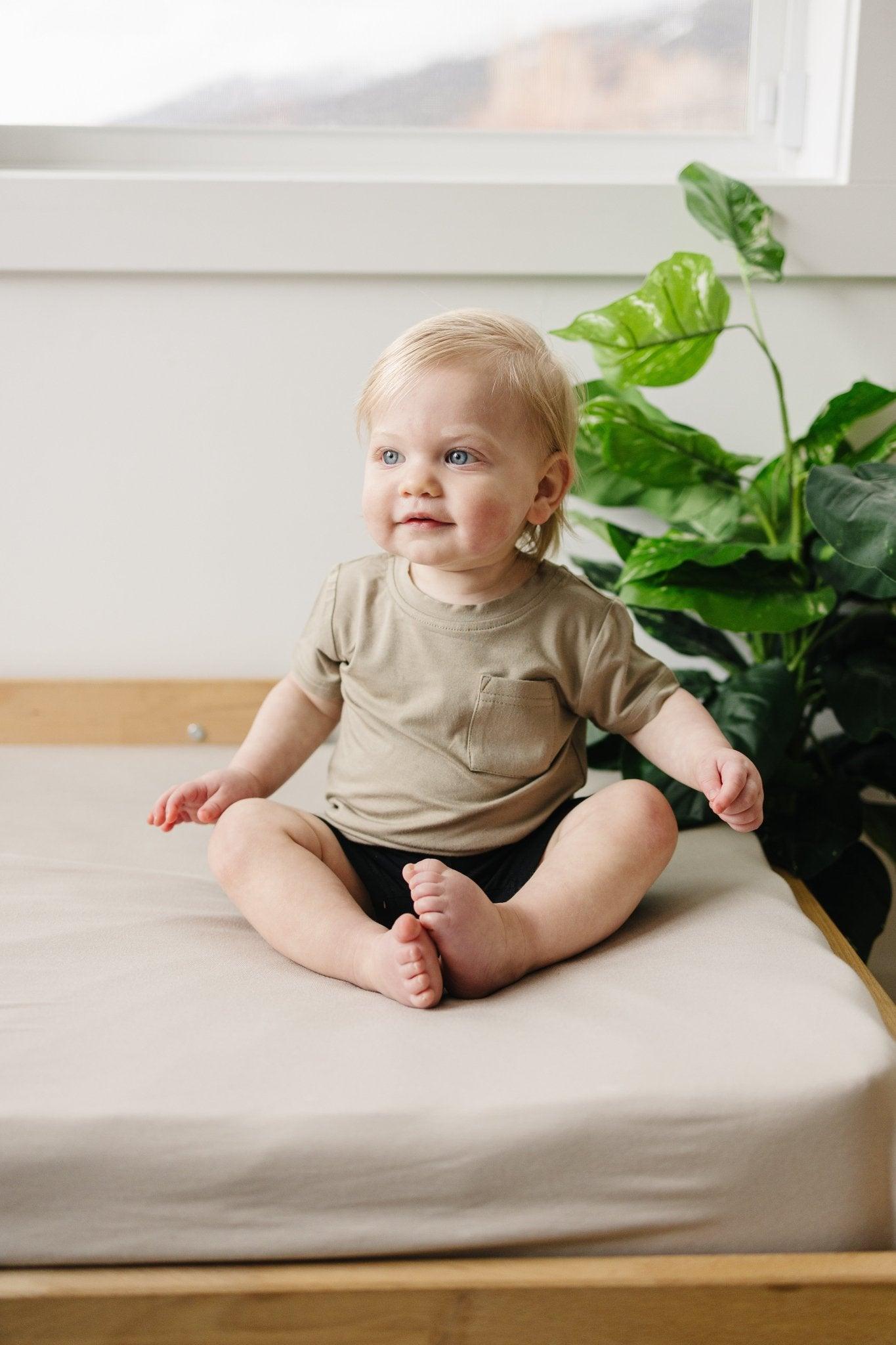 Bamboo Pocket Tee-multiple colors