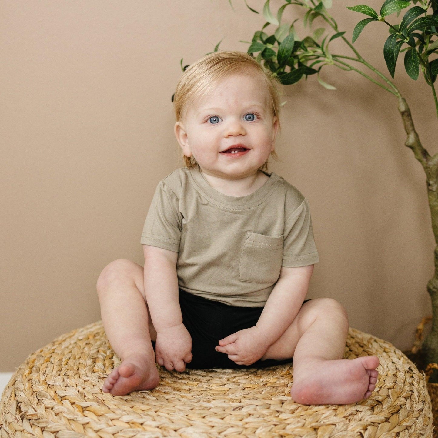 Bamboo Pocket Tee-multiple colors